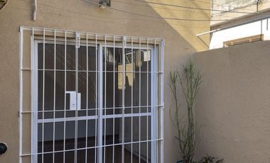 Venta casa en barrio Ludueña