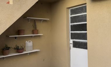 Venta casa en barrio Ludueña