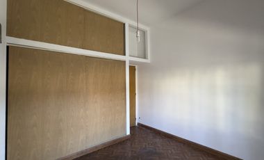 Venta casa en barrio Ludueña