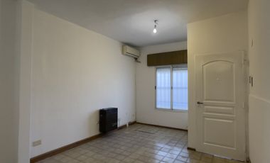 Venta casa en barrio Ludueña