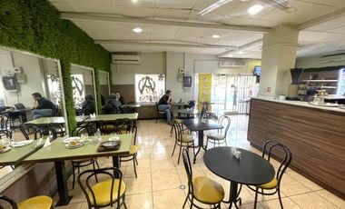 VENTA  Local Comercial de 76 m2, Av. Providencia. Metro Baquedano