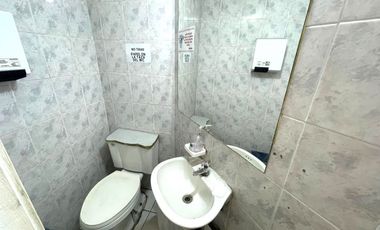 VENTA  Local Comercial de 76 m2, Av. Providencia. Metro Baquedano