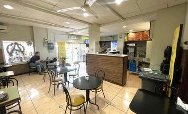 VENTA  Local Comercial de 76 m2, Av. Providencia. Metro Baquedano