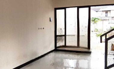 S555 Townhouse Exclusive FREE BPHTB di Jatiwaringin Pondok Gede Bekasi