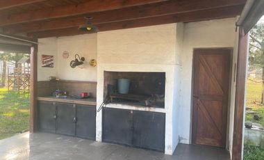Lote con Quincho y Pileta en Barrio Los Olivos - Monte