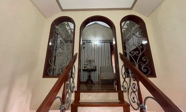 Vendo Casa 3 dormitorios con oficina y quincho en Barrio Catedral