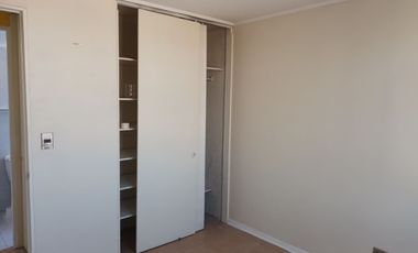 LIQUIDACIÓN  VENTA Departamento 3D2B con Estacionamiento, Parque de Los Reyes,