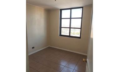 LIQUIDACIÓN  VENTA Departamento 3D2B con Estacionamiento, Parque de Los Reyes,