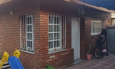 VENDE DOS CASAS EN SOLDINI