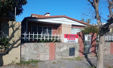 VENDE DOS CASAS EN SOLDINI
