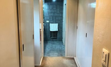 RETASADO. Gran esquina en el corazón de fisherton tradicional