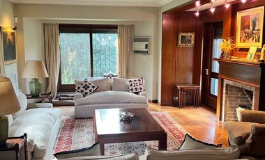 RETASADO. Gran esquina en el corazón de fisherton tradicional