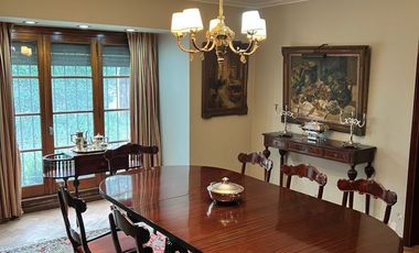 RETASADO. Gran esquina en el corazón de fisherton tradicional