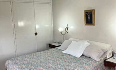 RETASADO. Gran esquina en el corazón de fisherton tradicional