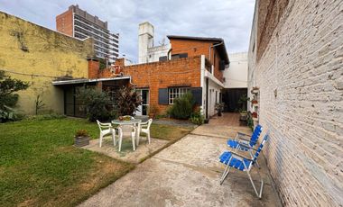 Casa en venta en Rosario. Ayacucho 2600