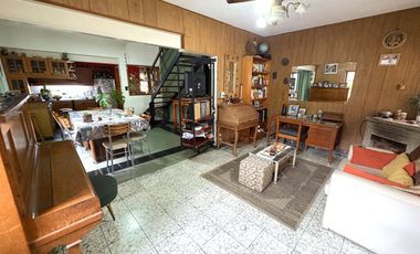 Casa en venta en Rosario. Ayacucho 2600