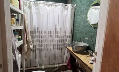 Complejo en venta sobre calle Los Mirlos - Monte