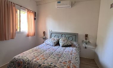 Complejo en venta sobre calle Los Mirlos - Monte