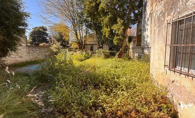 Venta galpón con casa al frente