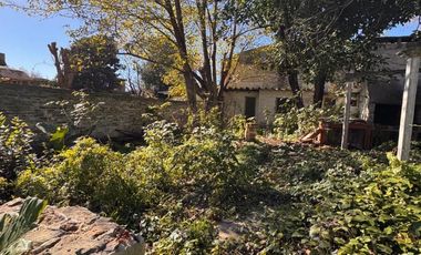 Venta galpón con casa al frente