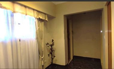 S/ANTONIO DE PADUA/ Casa  Padua 5 AMBIENTES,ESTADO IMPECABLE, APTO CREDITO , MUY BUENA UBICACIÓN, FINOS DETALLES,