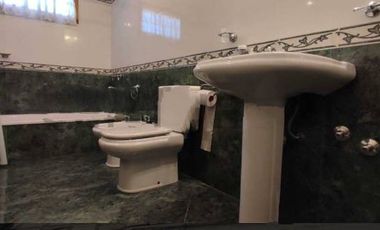 S/ANTONIO DE PADUA/ Casa  Padua 5 AMBIENTES,ESTADO IMPECABLE, APTO CREDITO , MUY BUENA UBICACIÓN, FINOS DETALLES,