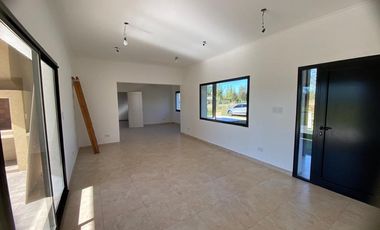 Propiedad a estrenar en el Barrio La Cañada - San Miguel del Monte