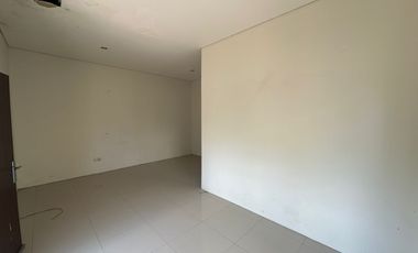 dijual rumah minimalis lantai 2 nusa dua beno