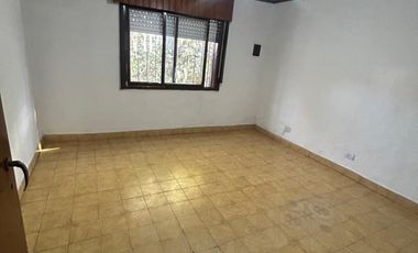 VTA.CASA 4 AMBIENTES!!!-Patio/Parrilla. TORTUGUITAS CENTRO