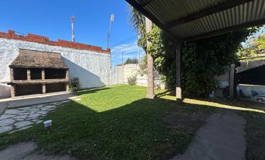 VTA.CASA 4 AMBIENTES!!!-Patio/Parrilla. TORTUGUITAS CENTRO