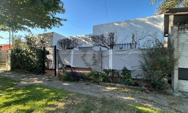 VTA.CASA 4 AMBIENTES!!!-Patio/Parrilla. TORTUGUITAS CENTRO