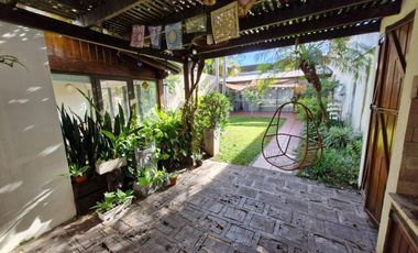 Zeballos al 2500 (Casa de 4 dormitorios C/Cochera y Quincho)