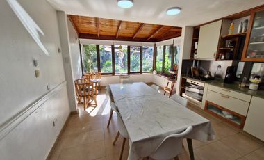 Zeballos al 2500 (Casa de 4 dormitorios C/Cochera y Quincho)