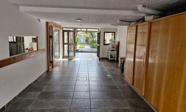 Zeballos al 2500 (Casa de 4 dormitorios C/Cochera y Quincho)