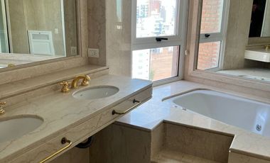 Piso exclusivo vista al río