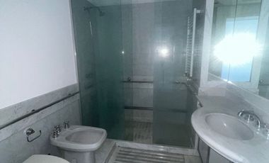 Piso exclusivo vista al río