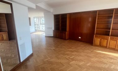 Piso exclusivo vista al río