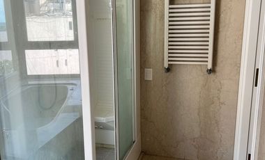 Piso exclusivo vista al río