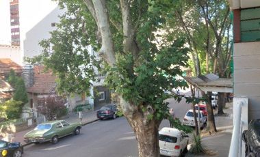 MAR DEL PLATA,LA PERLA,2AMB,FRENTE,BALCON,COCHERA, EXCELENTE ESTADO,METROS DE AV INDEPENDENCIA,