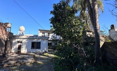 VENTA CASA 2 DORMITORIOS LOMAS DE ALBERDI