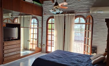 VENTA CASA 3 DORMITORIOS VISTA AL RIO