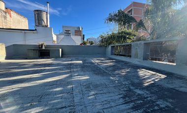CASA EN VENTA - LOTE DE 12 X 12