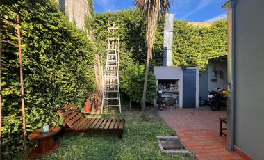 CASA EN VENTA - LOTE DE 12 X 12