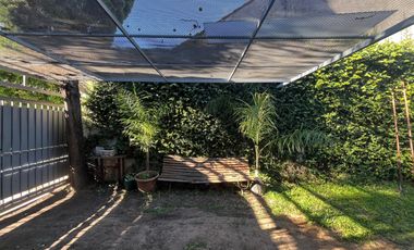 CASA EN VENTA - LOTE DE 12 X 12