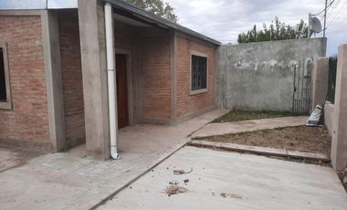 VENDE CASA EN PEREZ