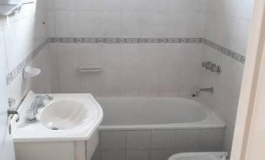 BALVANERA 2 AMB APTO CREDITO  LATERAL, MB ESTADO Y UBICACION LATERAL