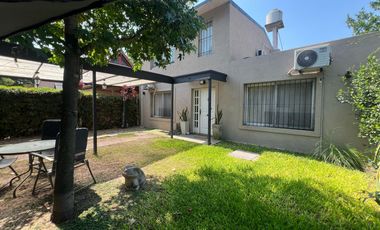 BARRIO LA ALBORADA CASA 5 AMB PATIO -PARRILLA-PILETA-COCHERA PILAR!!