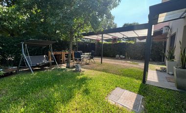 BARRIO LA ALBORADA CASA 5 AMB PATIO -PARRILLA-PILETA-COCHERA PILAR!!