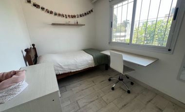 BARRIO LA ALBORADA CASA 5 AMB PATIO -PARRILLA-PILETA-COCHERA PILAR!!