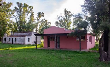 Propiedad de 2.39 ha, ubicada en Barrio Chacras sobre Calle Sánchez Espuelas - Monte